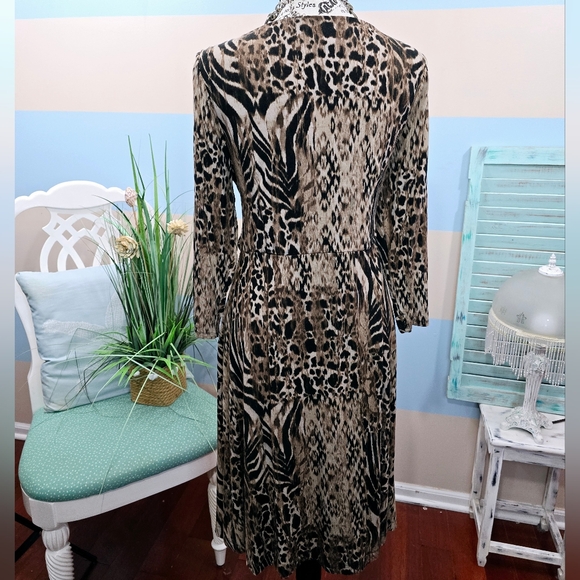 Dana Buchman 3/4 Sleeve Animal Print Midi Dress - Picture 6 of 9